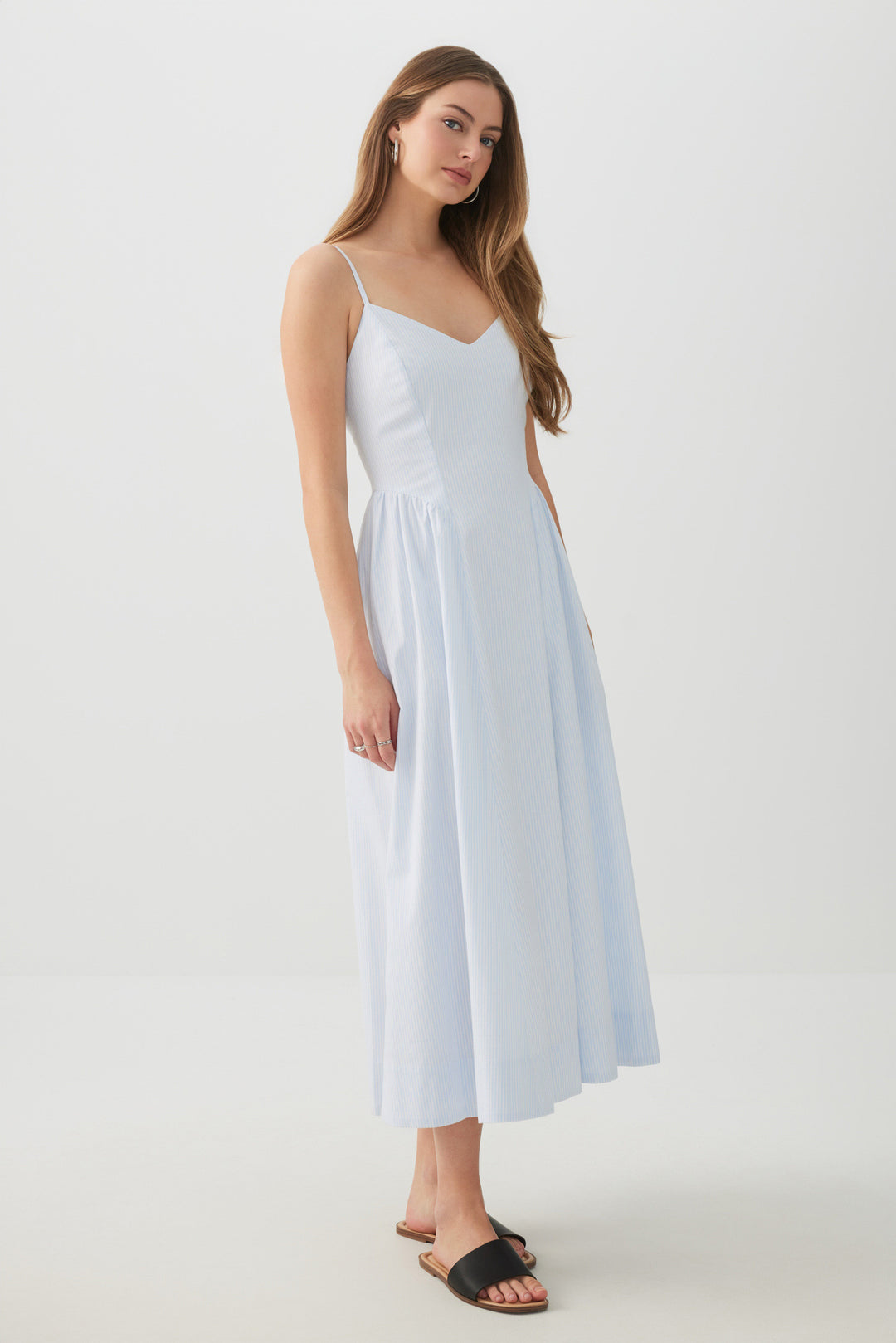 Poplin V-Neck Maxi Dress