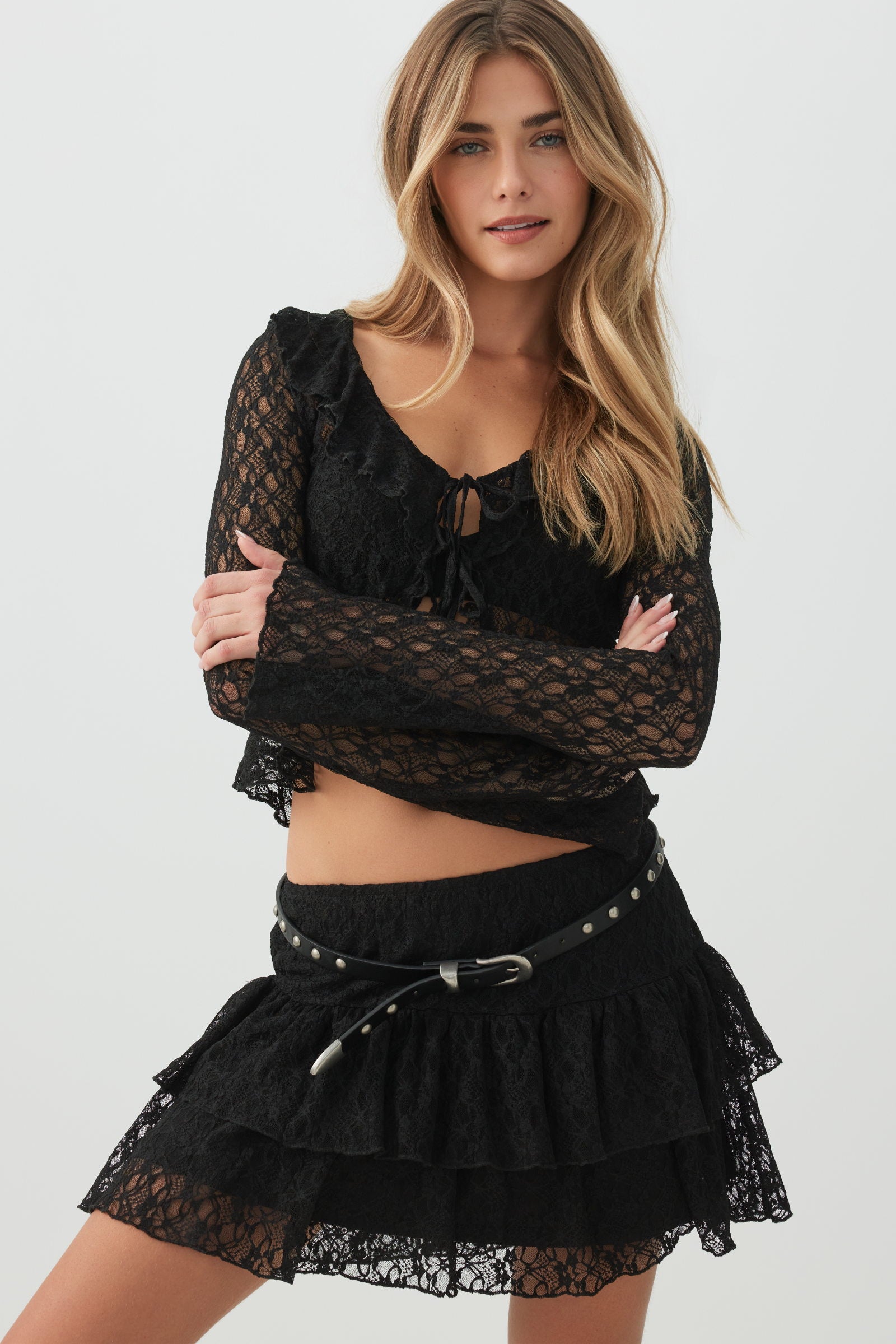 Lace Tiered Micro Skirt – Ardene