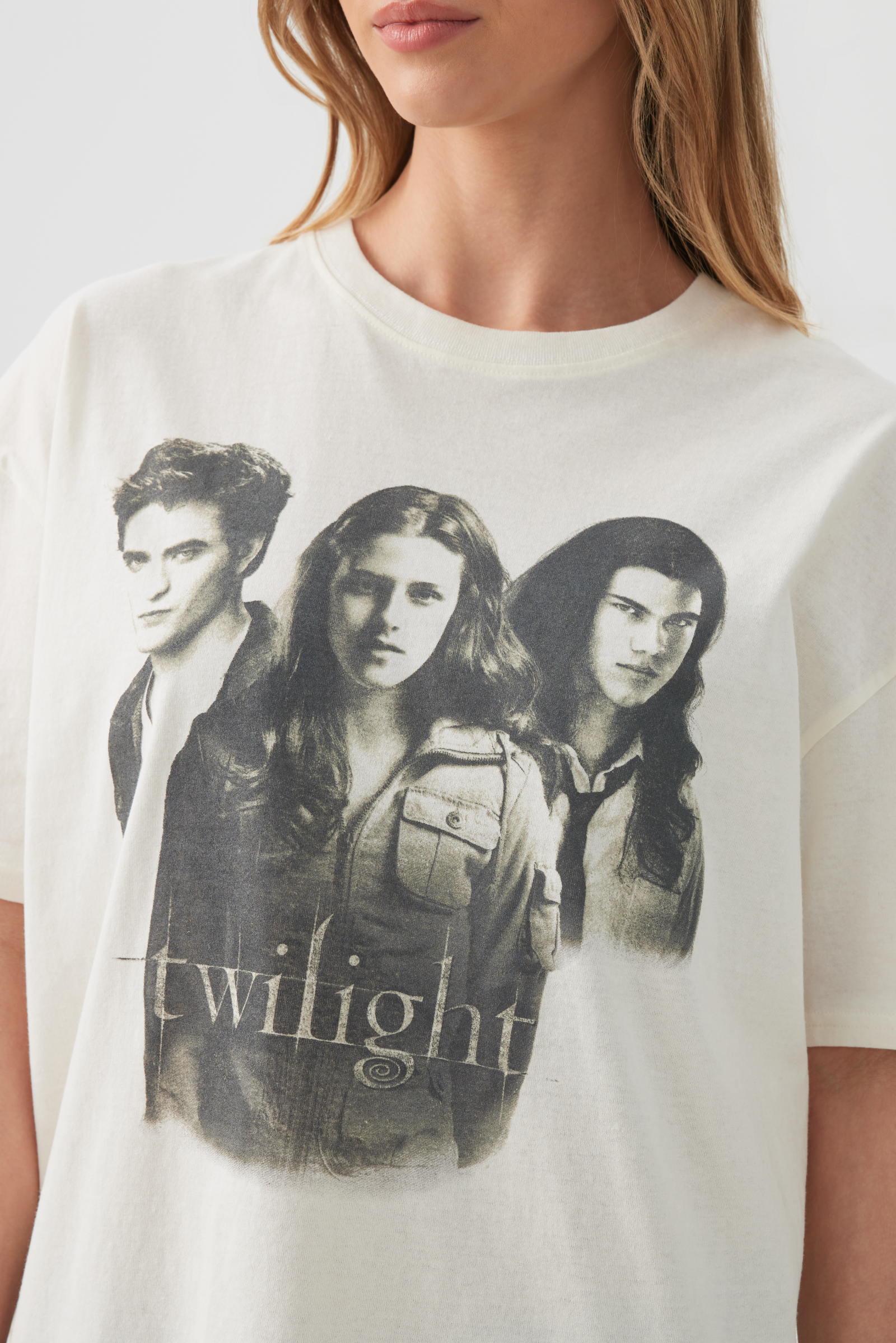 Oversized Twilight Saga T-Shirt – Ardene