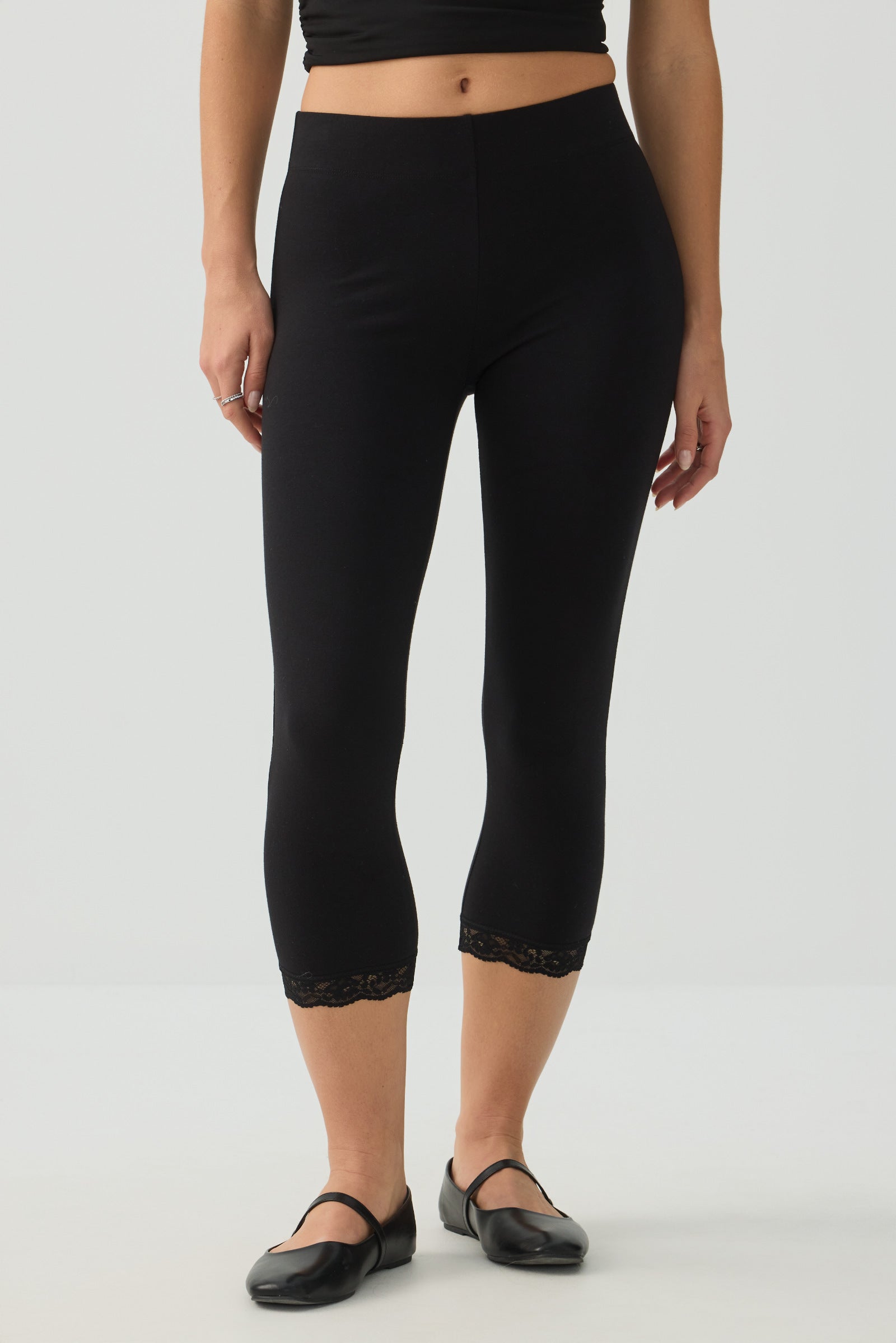 kさま✨️【RONE PARC】 3way lace leggings Lace Trim 3/4 Leggings – Ardene