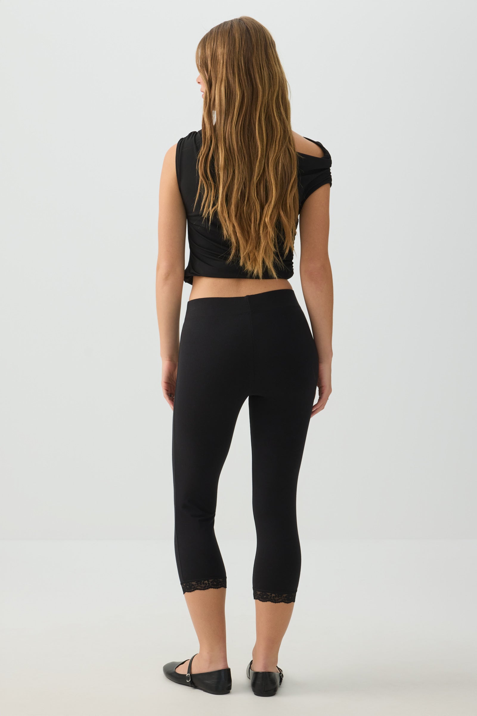 Lace Trim 3/4 Leggings – Ardene