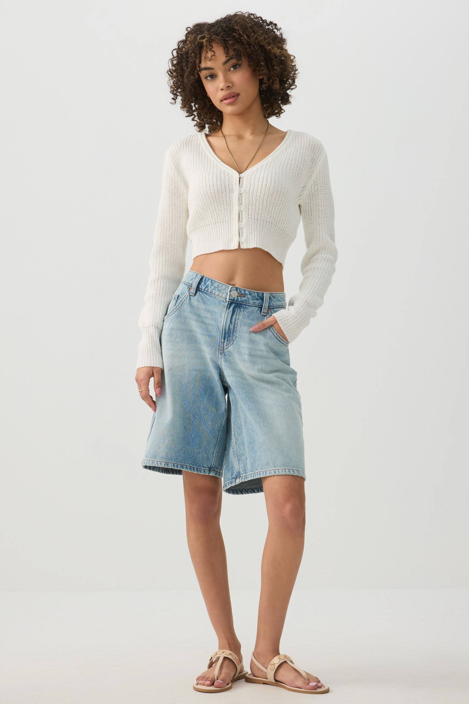 Crop V-Neck Cardigan – Ardene