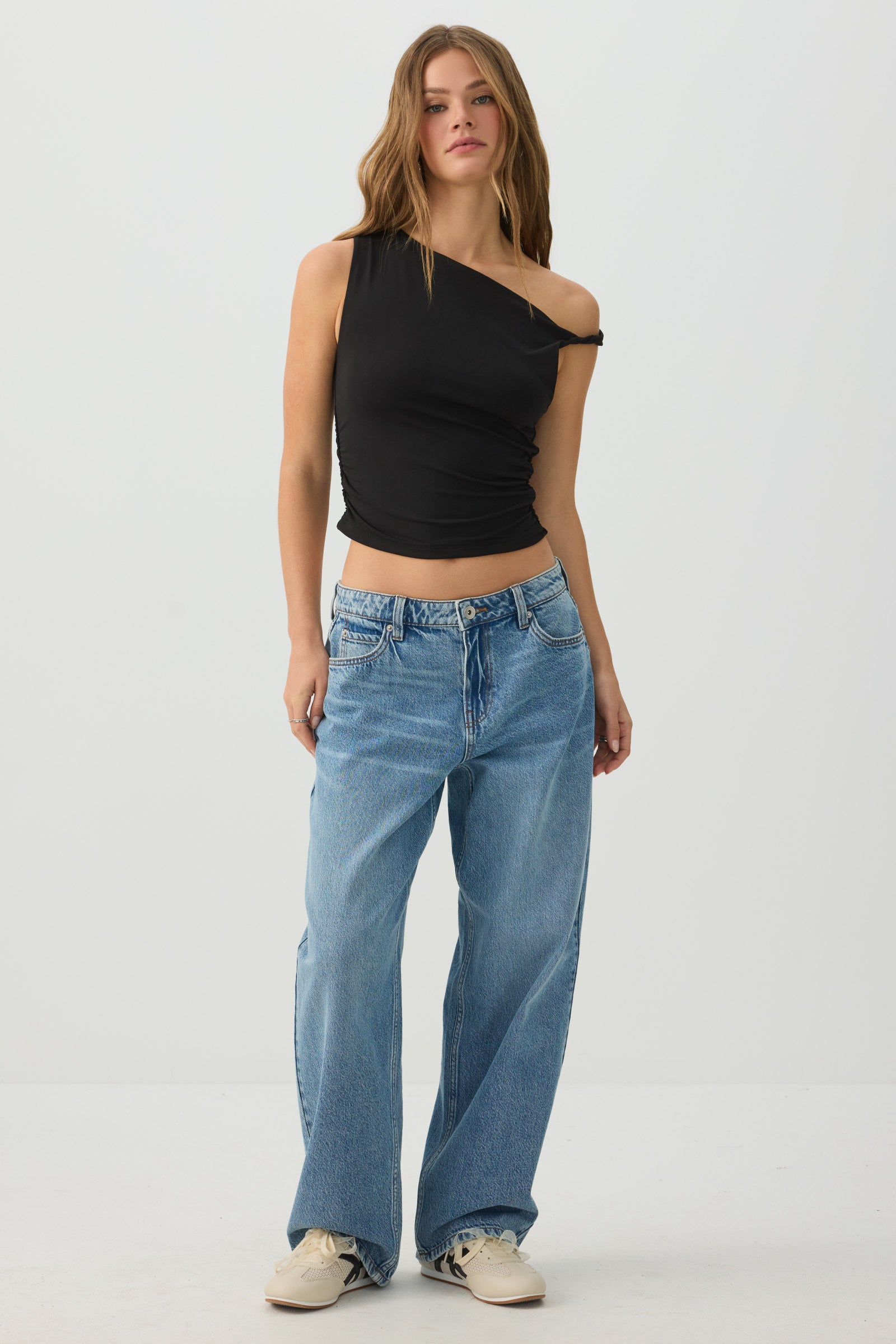 Asymmetrical Tank Top – Ardene