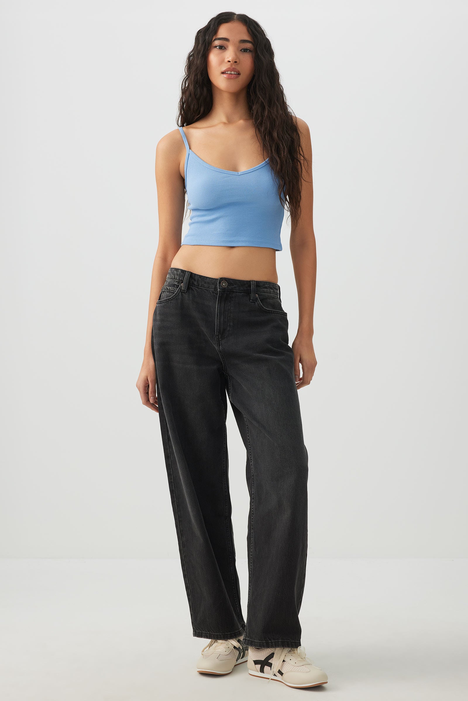 Basic Crop Tank Top with Adjustable Straps – Ardene