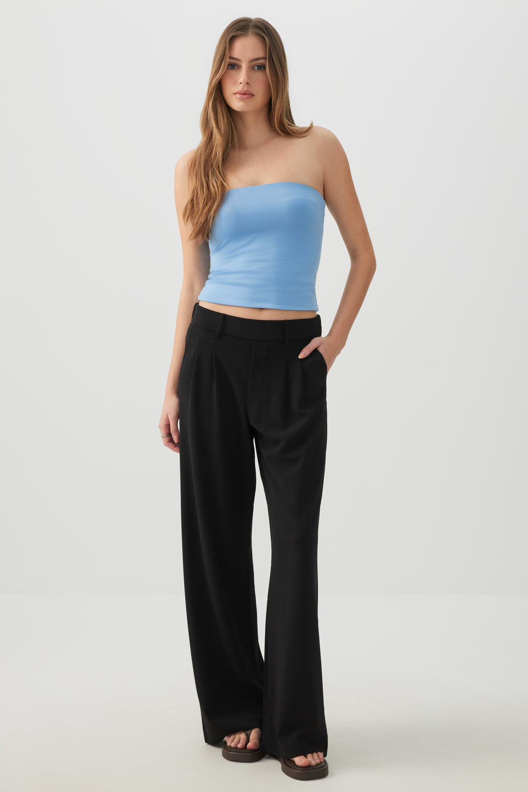 Pleated Pull On Wide Leg Trouser