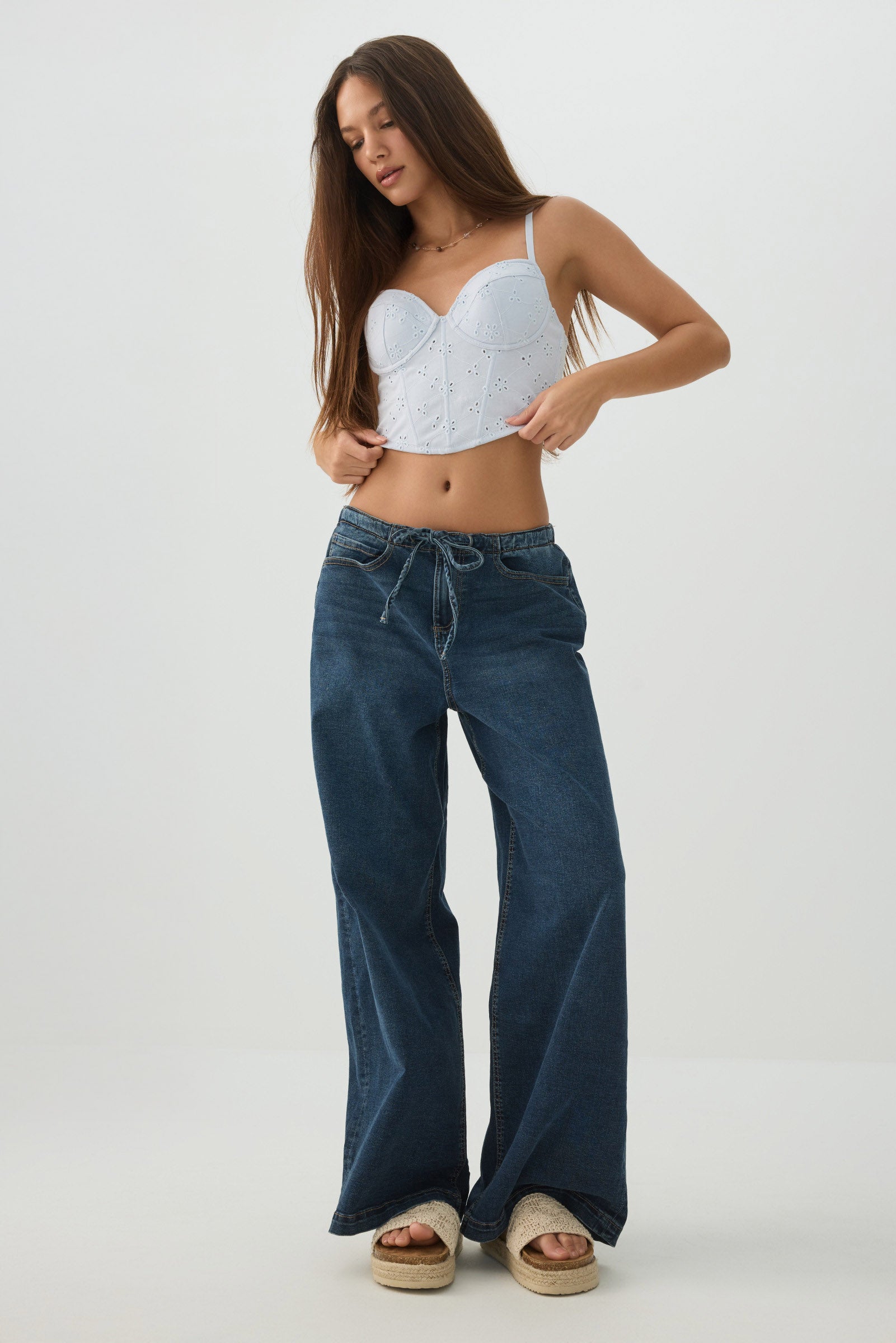 Eyelet Ultra Cropped Bustier Top – Ardene