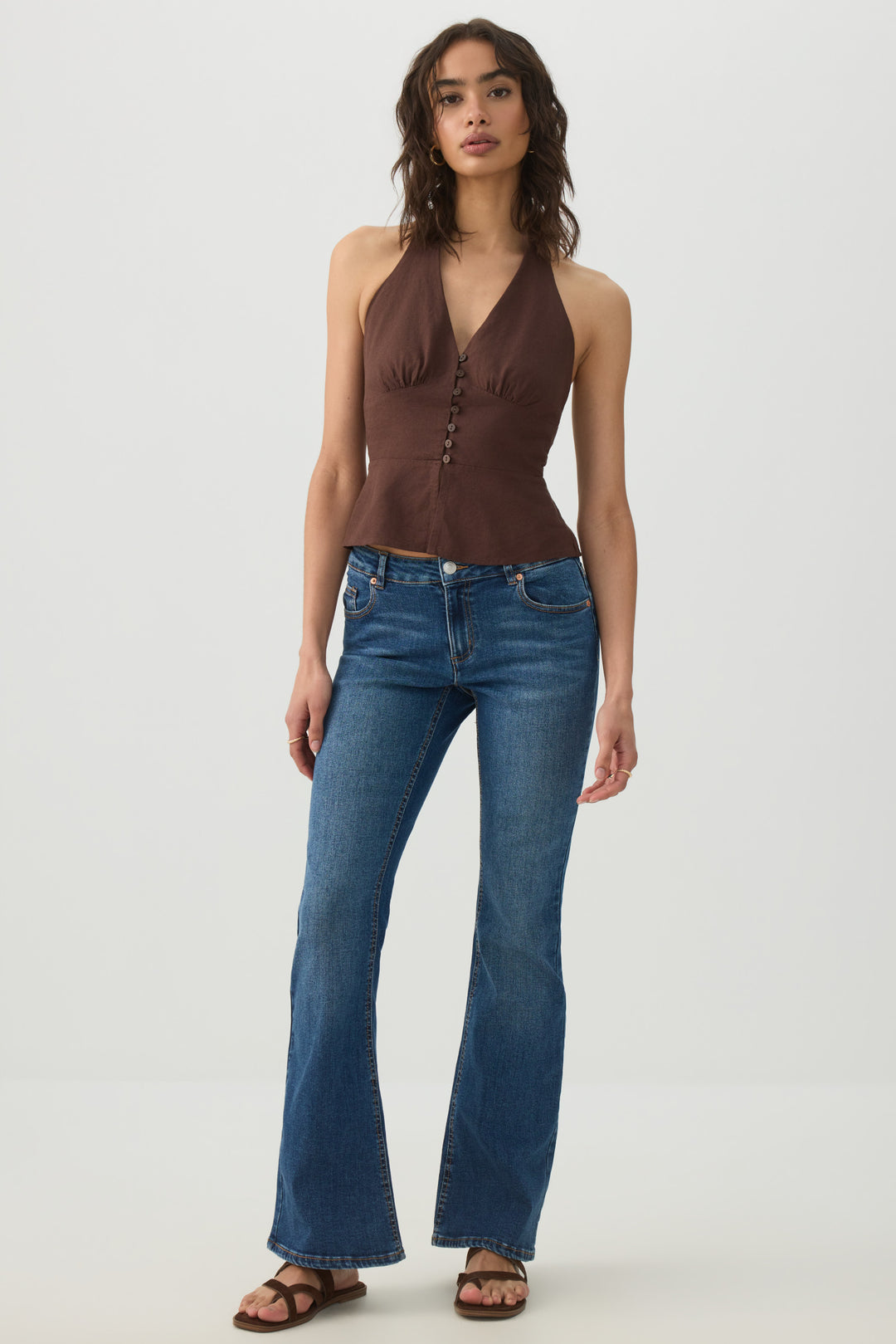 Jean à jambe évasée et taille mi-haute