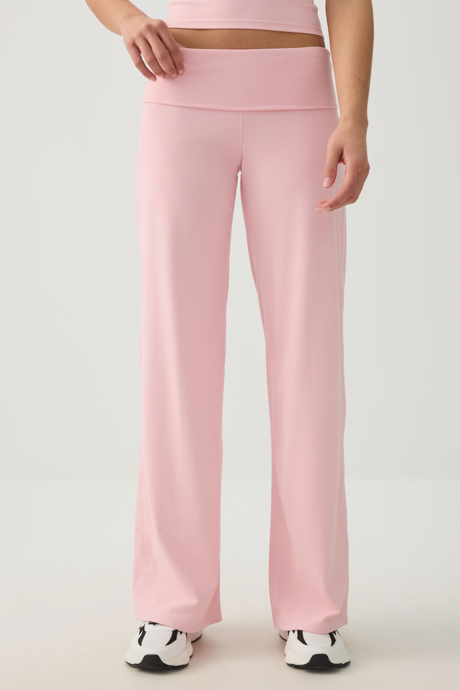camactive™ Fold Over Straight Leg Pants – Ardene