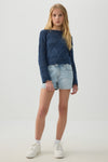 Short en denim à détail de boucles