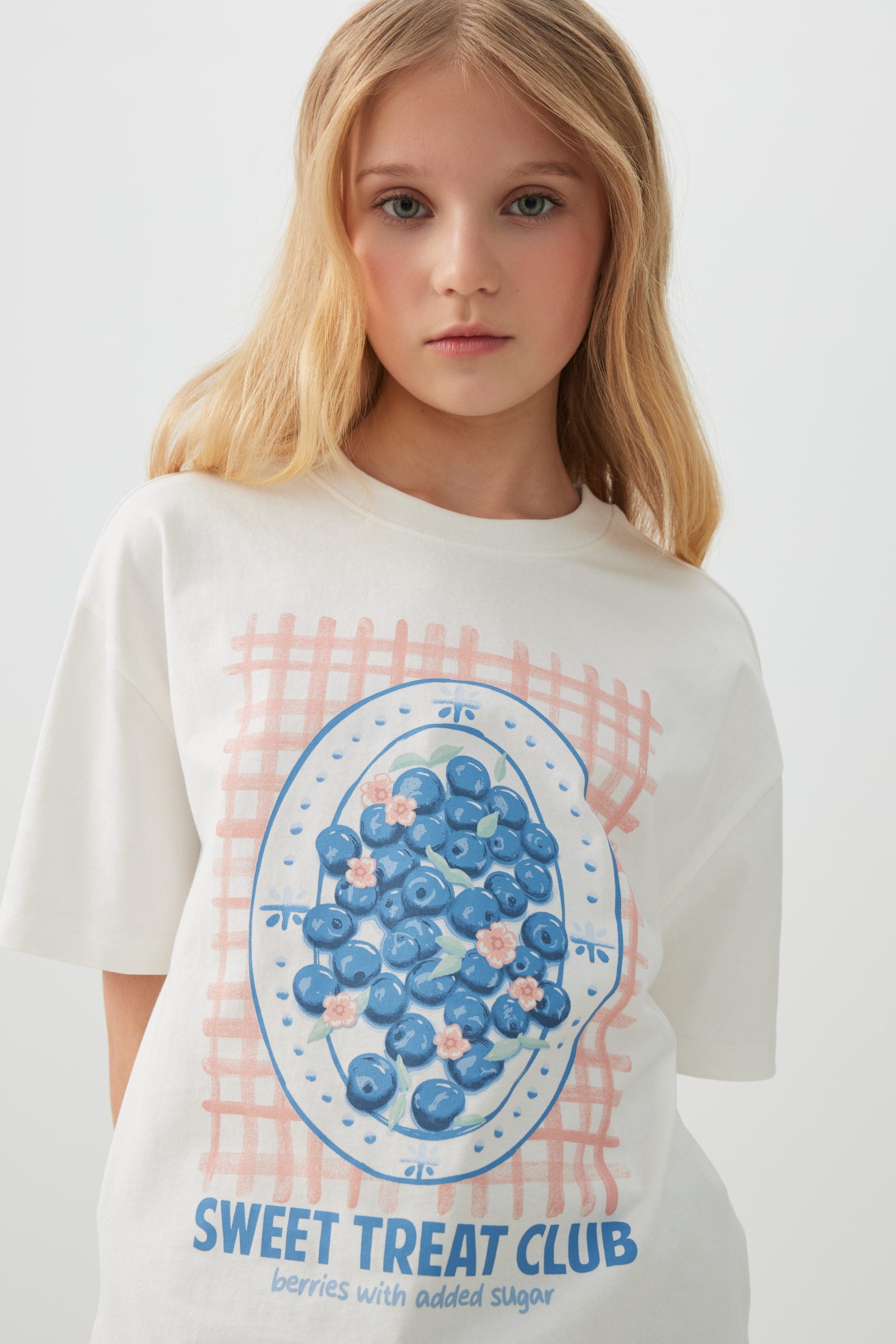 Oversized Graphic T-Shirt – Ardene