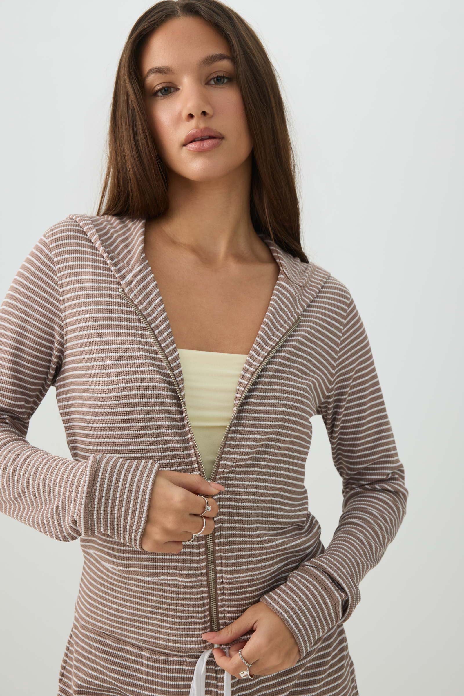 Waffle Hooded Front Zipper Top – Ardene