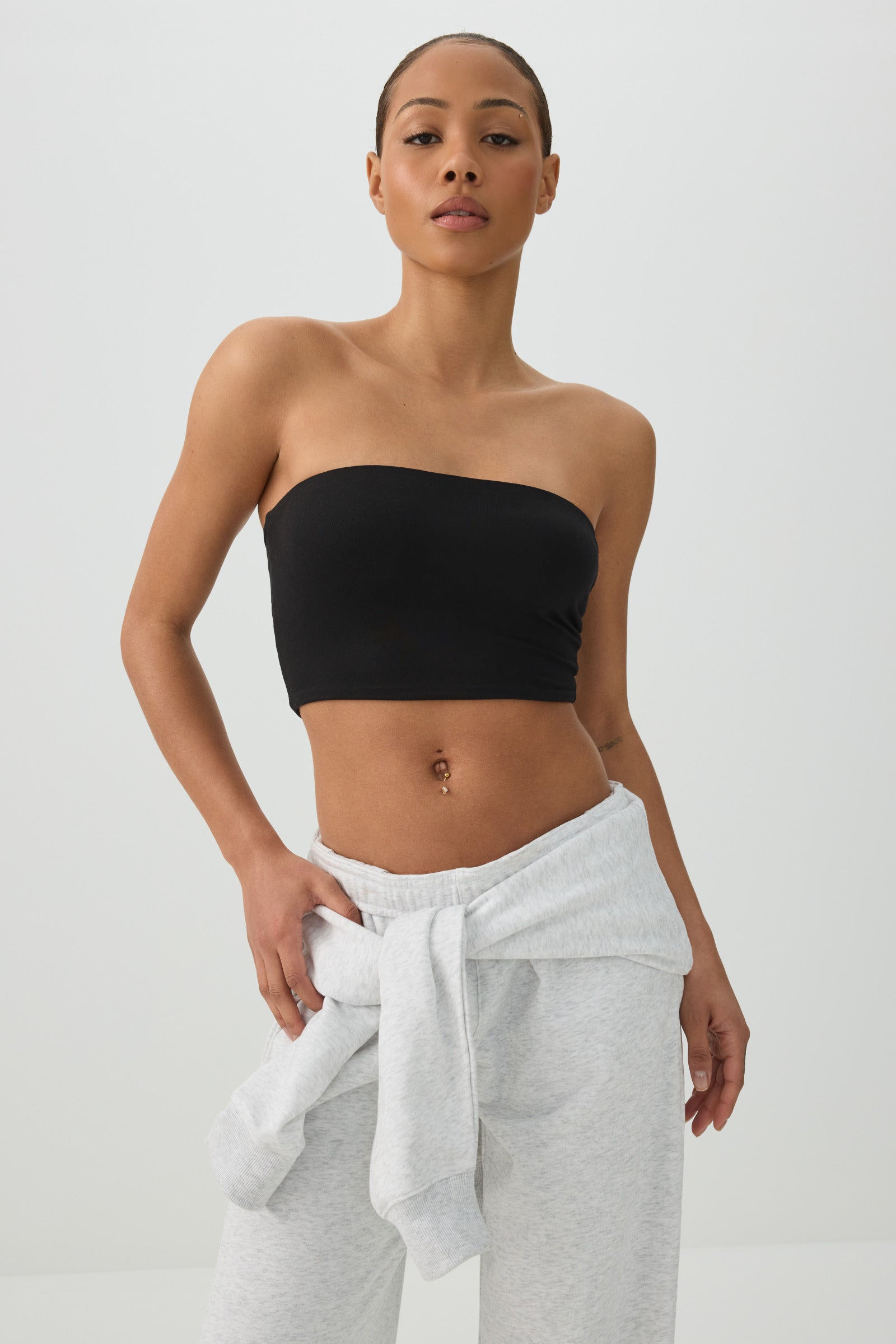 Basic Ultra Cropped Tube Top – Ardene