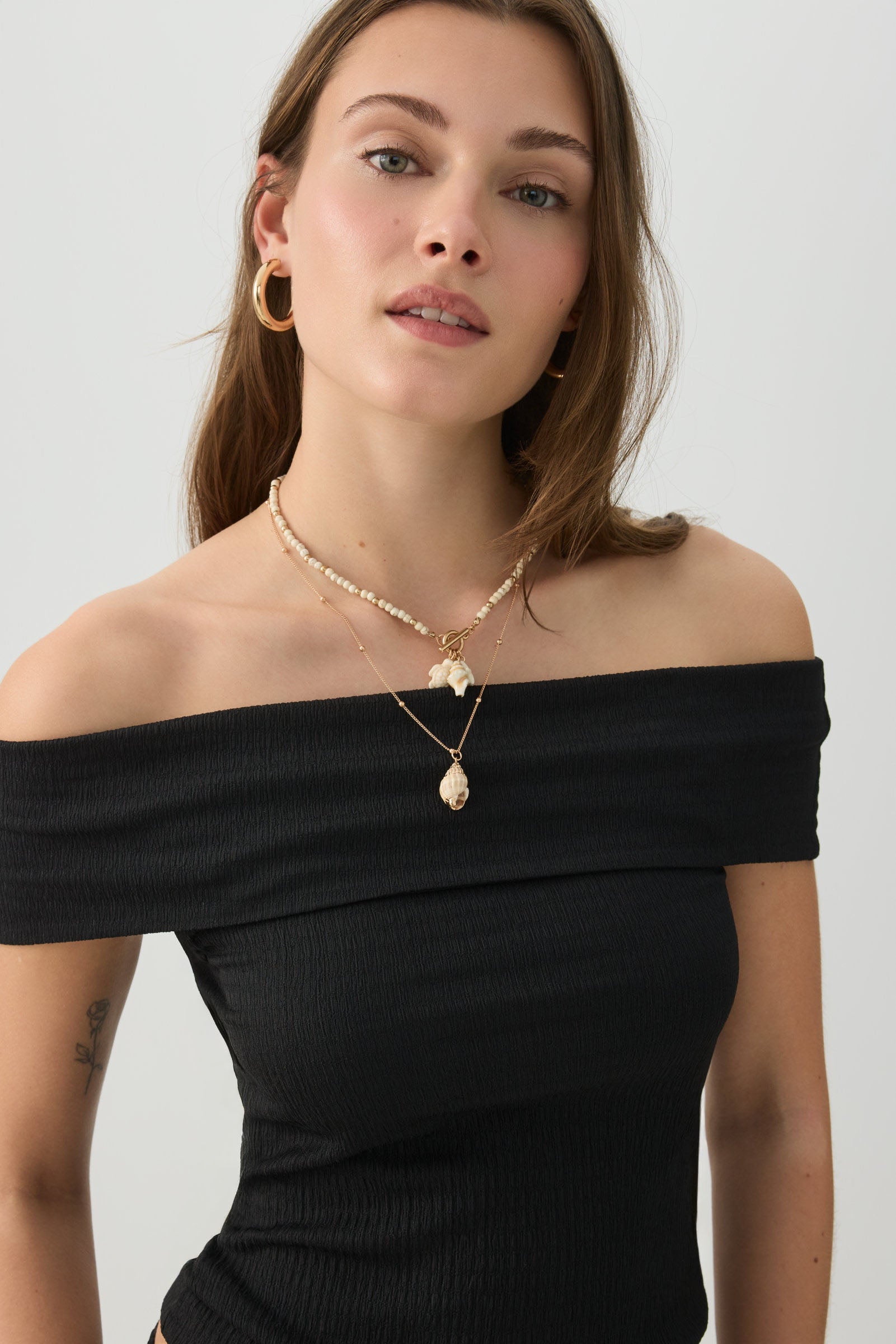Textured Knit Off Shoulder Crop Top – Ardene
