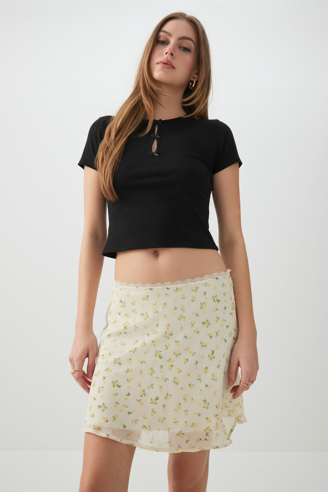 Cropped Ribbed Tee with Bows