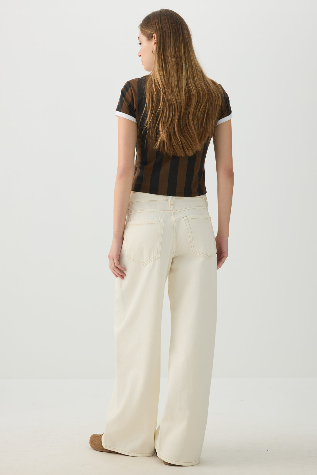 The Off-Duty Low Rise Wide Leg Jean