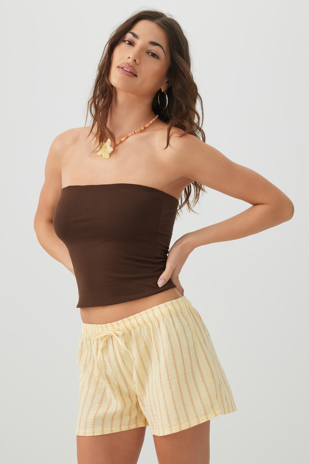 Woven Mid Rise Shorts