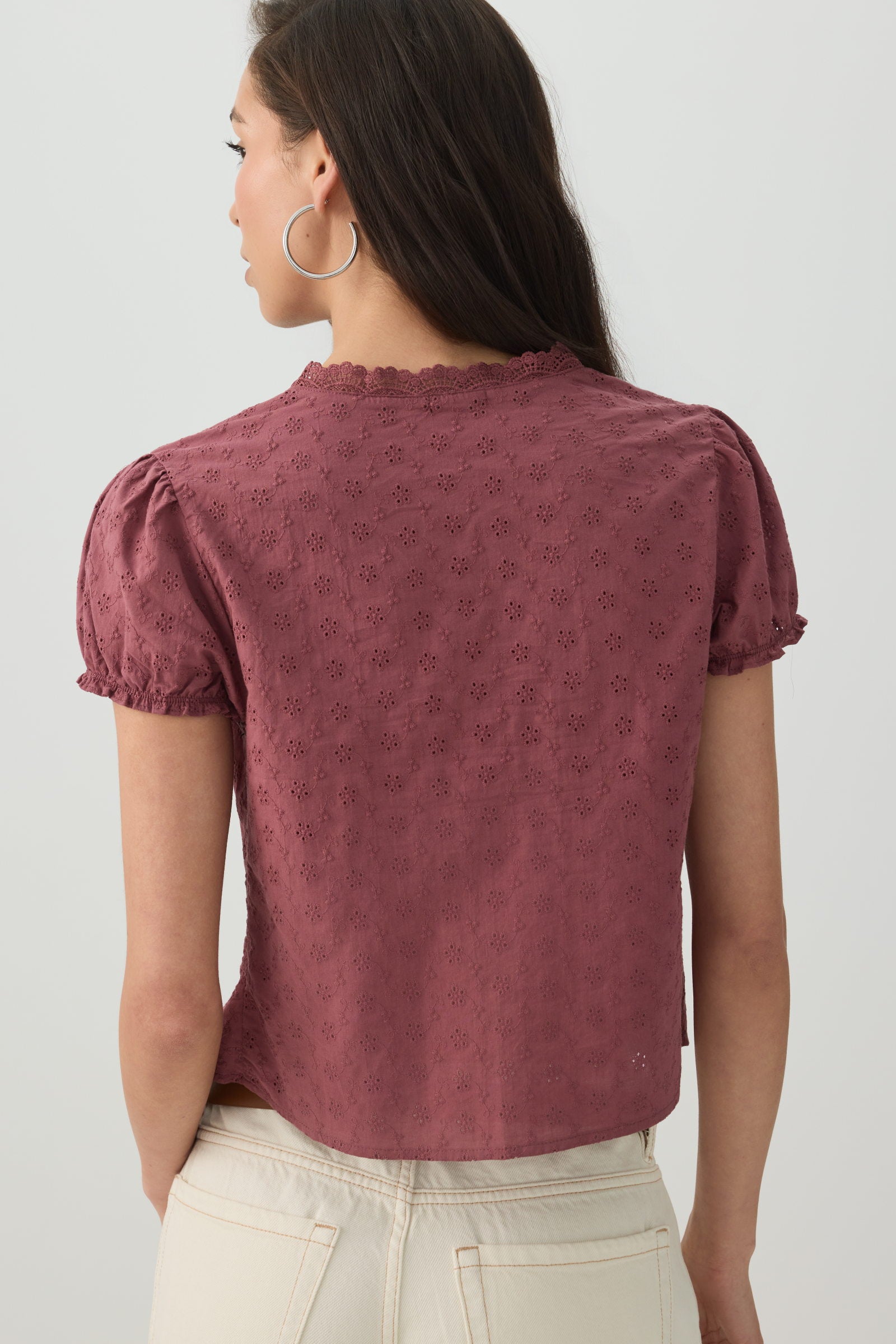 トップス abeundmor eyelet waffle tops Eyelet Tie Front Top – Ardene