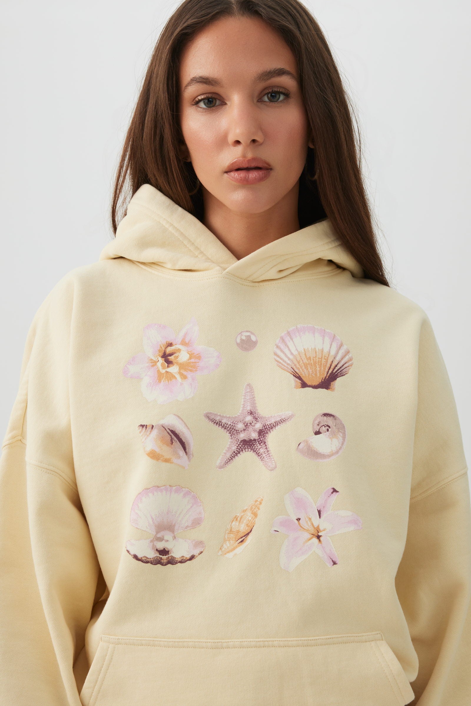 Oversized Graphic Hoodie | Ardene
