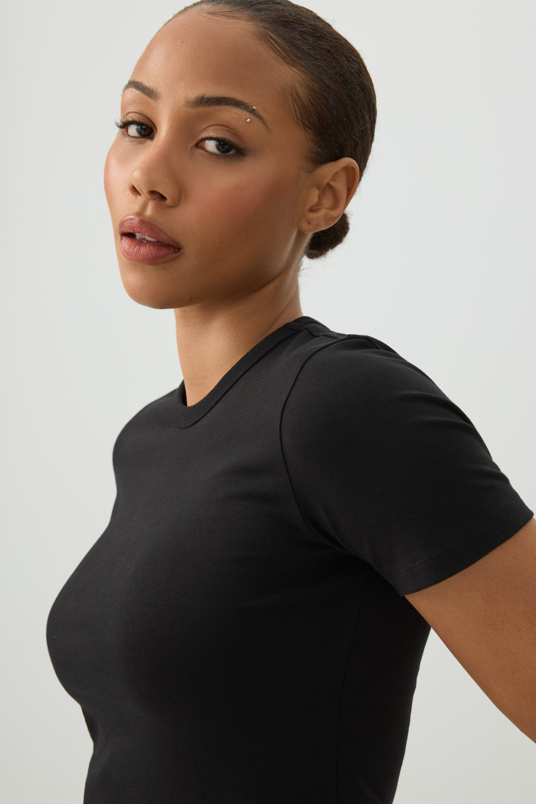 Basic Fitted Short Sleeve T-Shirt