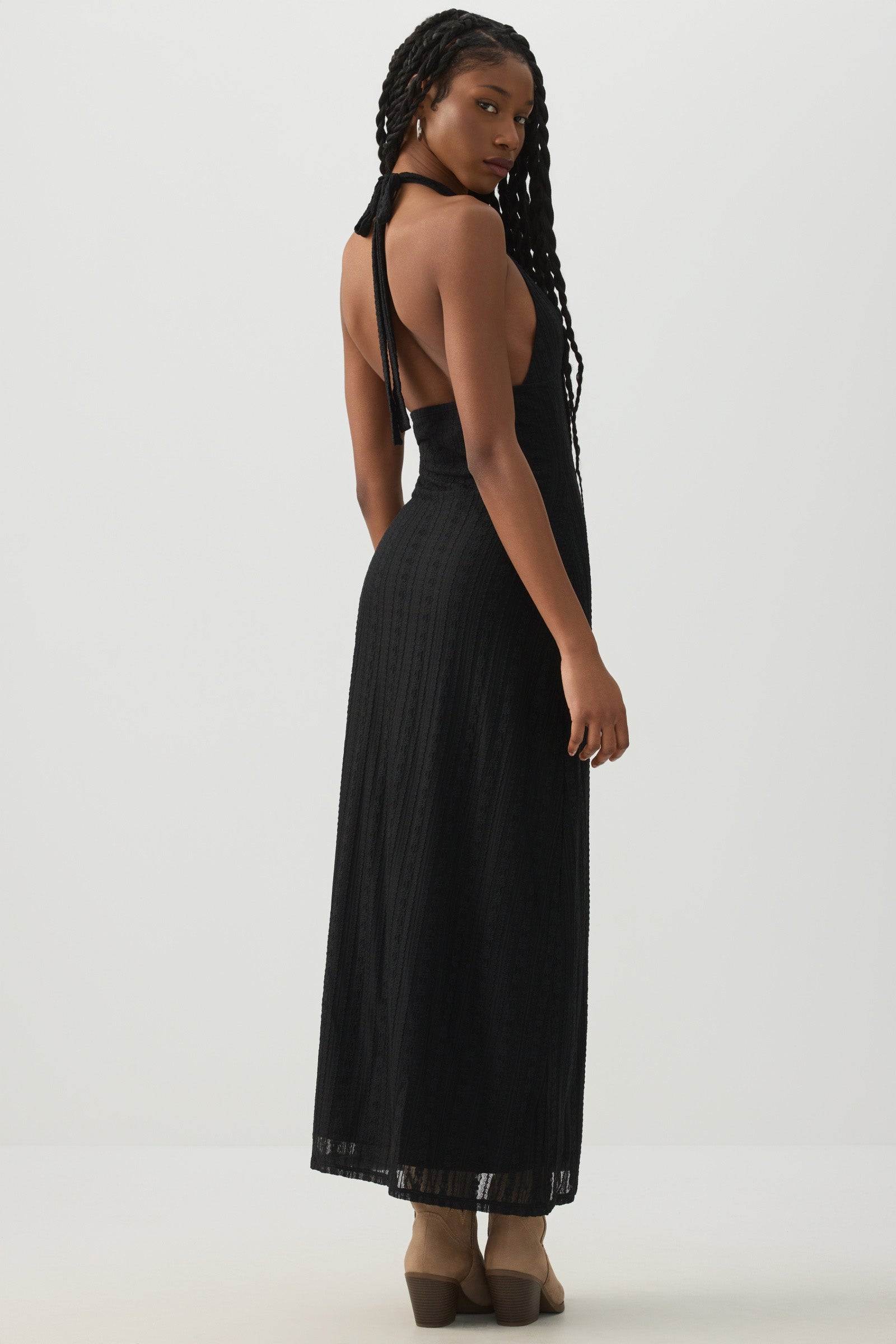 Lace Halter Maxi Dress – Ardene