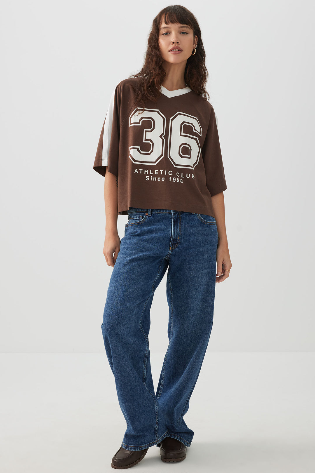 T-shirt sport carré écourté