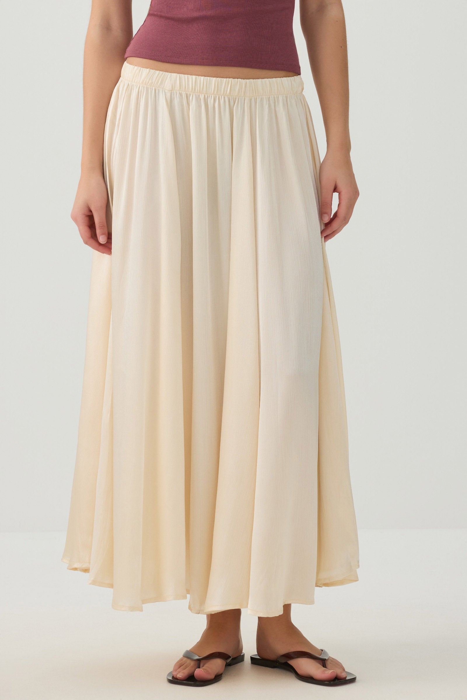 Crinkled Satin Maxi Pleated Skirt – Ardene