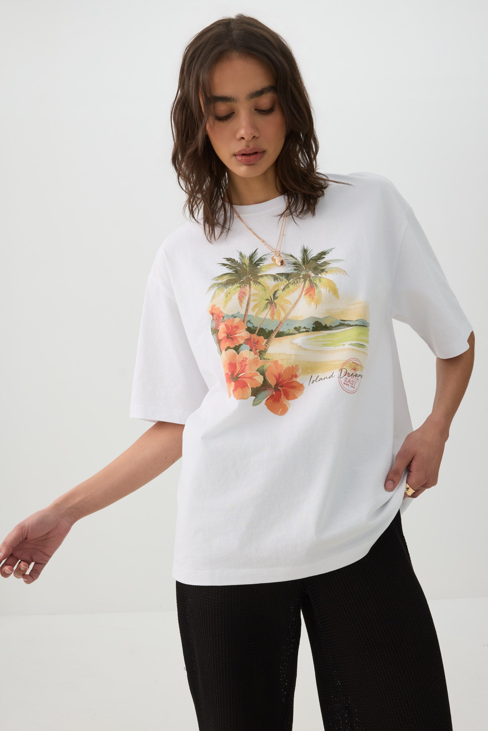 n*o様 mainstory 2y Long Tee / Bleached Sa Long Oversized Graphic T-Shirt – Ardene