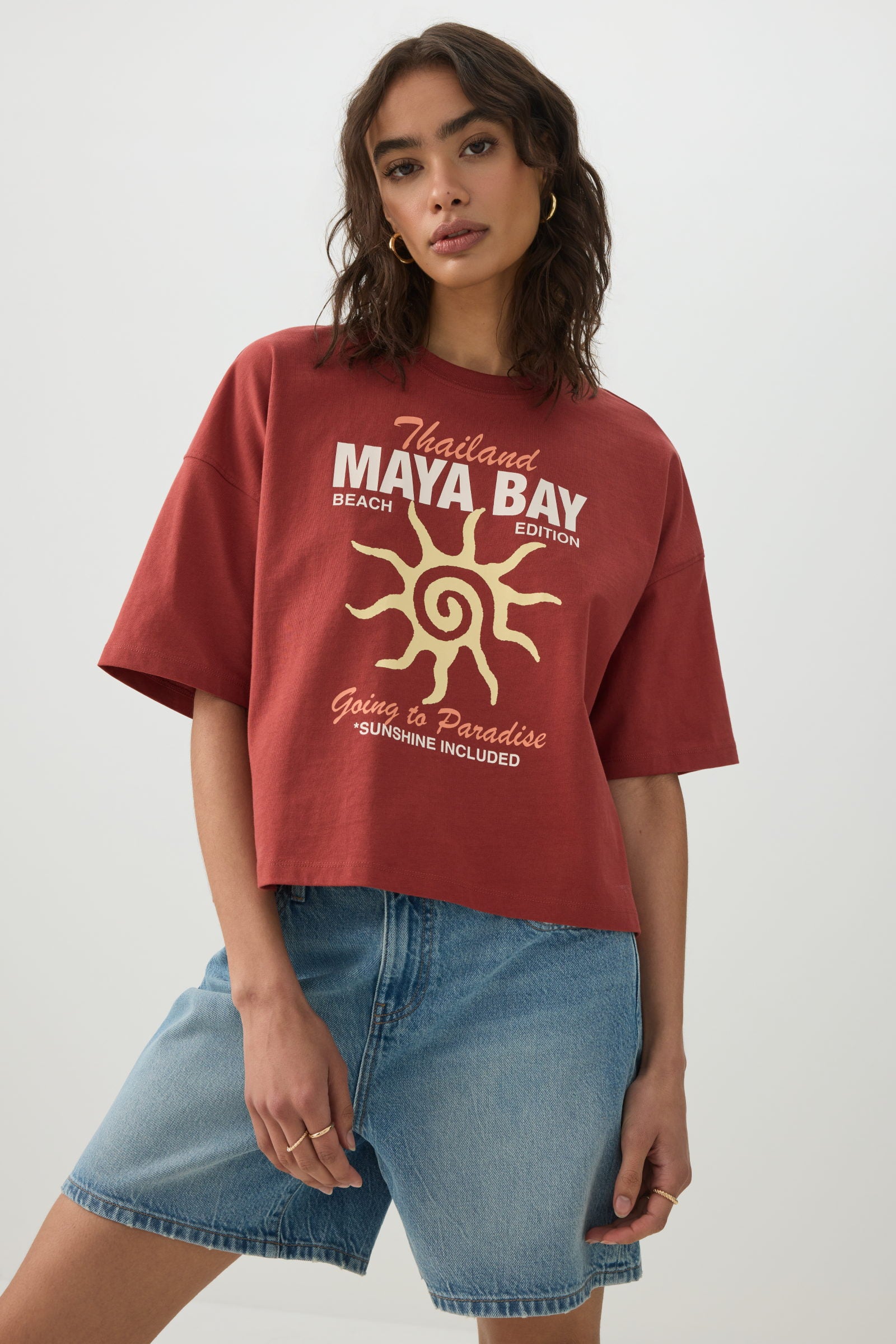 Graphic Drop Shoulder T-Shirt – Ardene