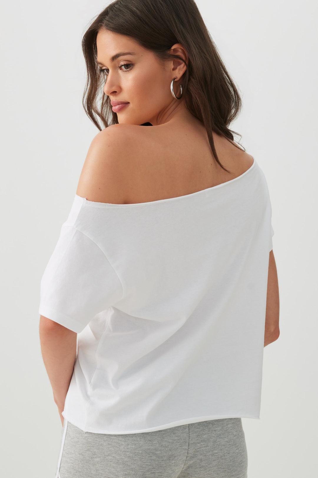 Jersey Off-Shoulder T-Shirt