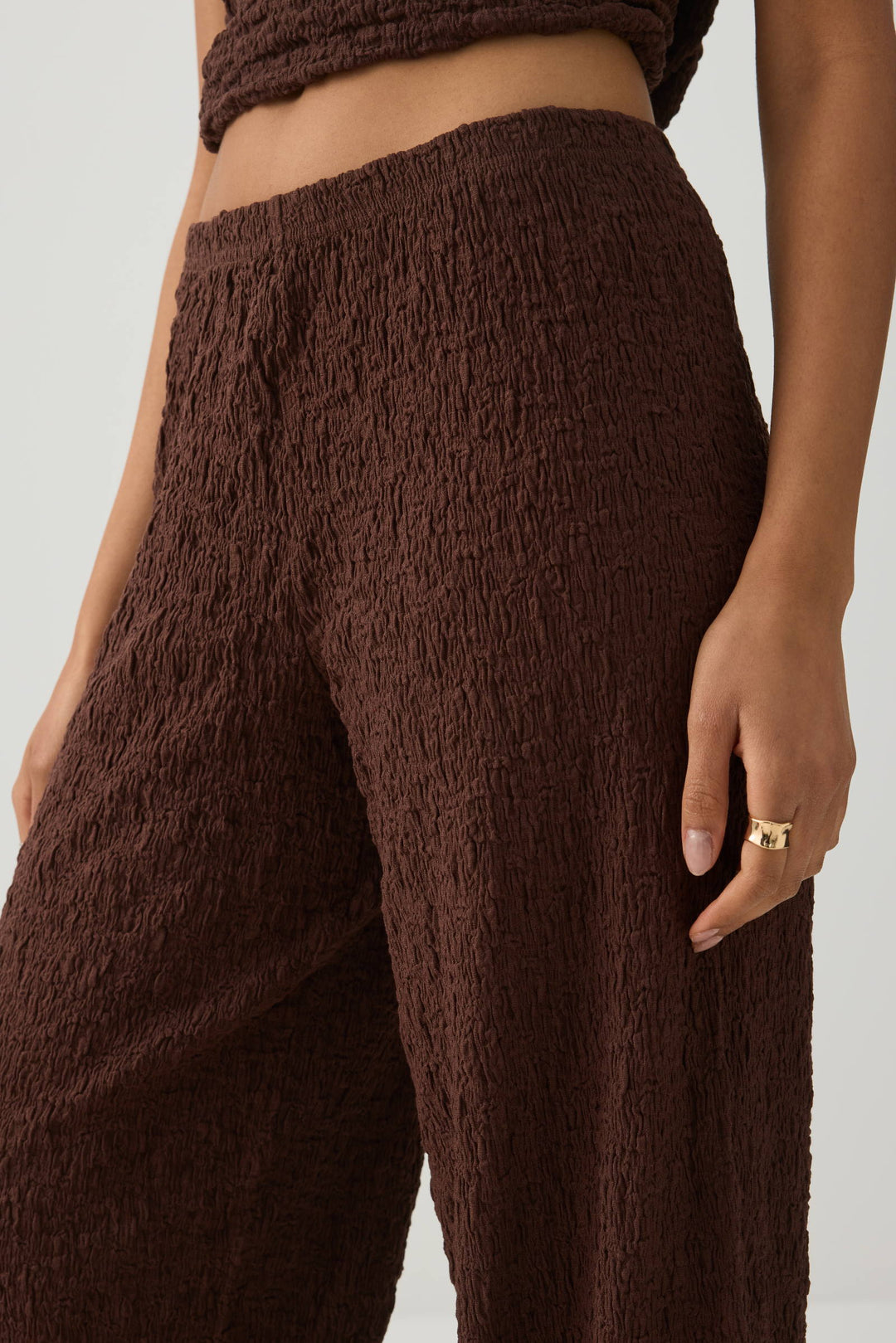 Textured Straight Leg Knit Pants