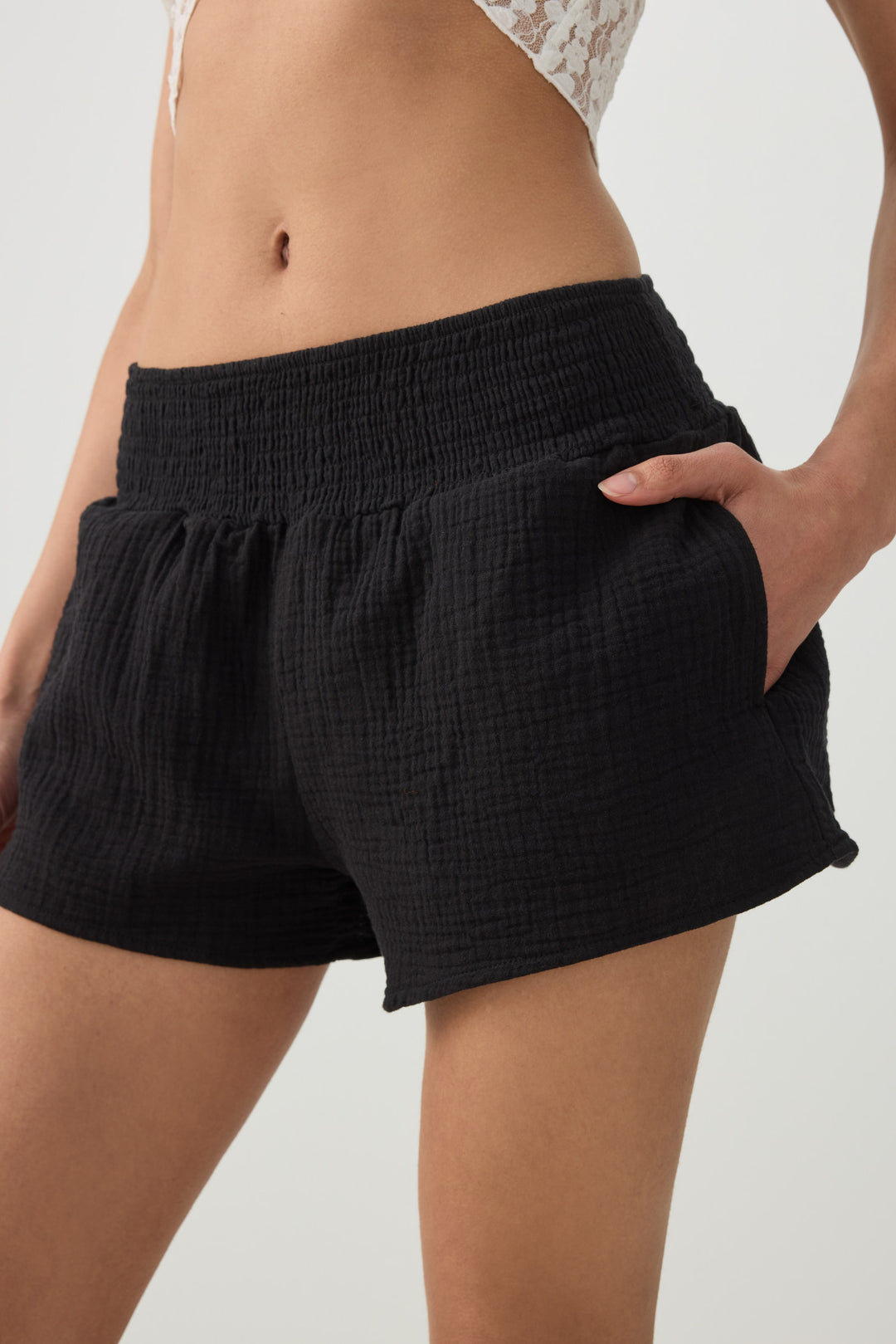 Short évasé taille haute