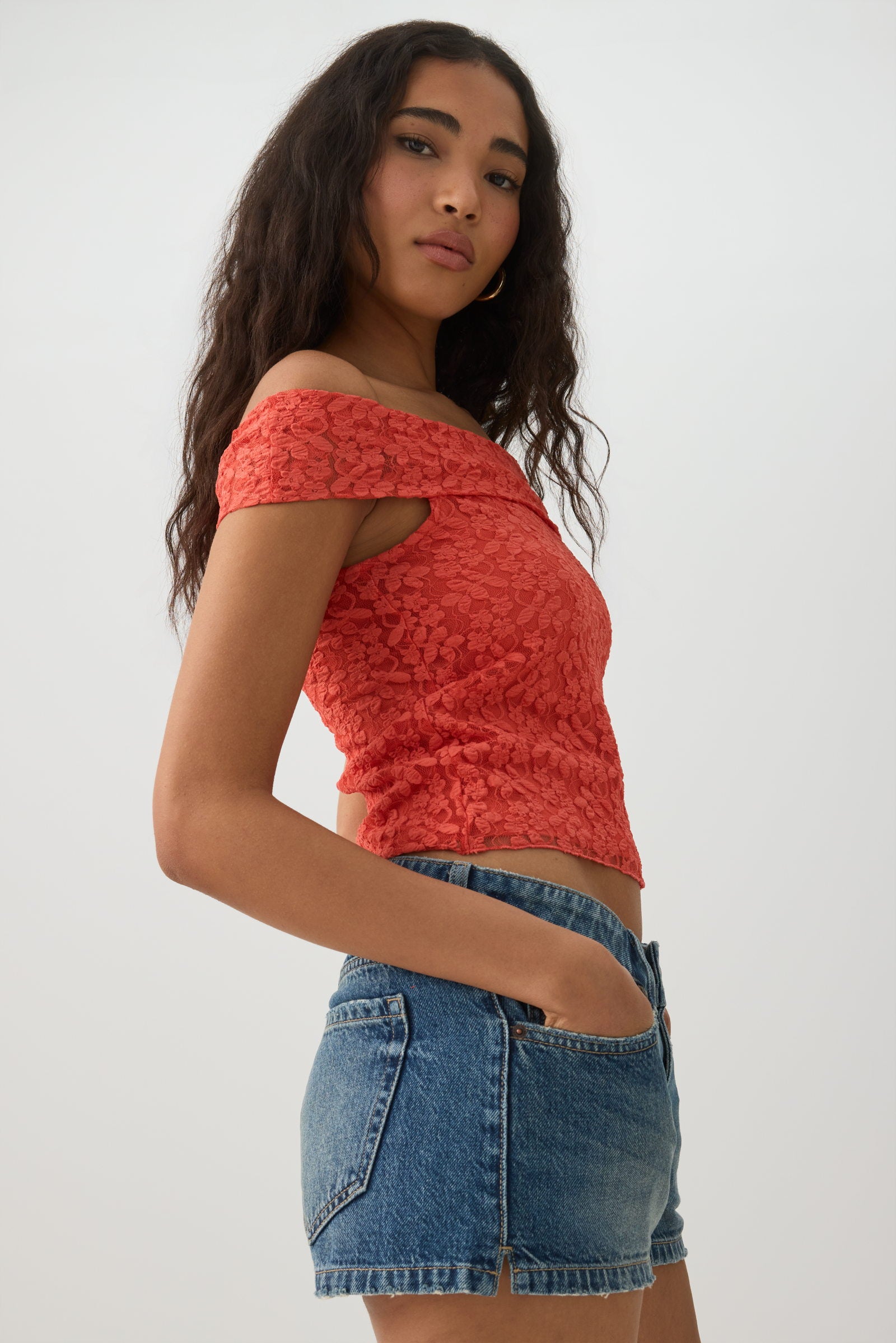 Off Shoulder Lace Top – Ardene