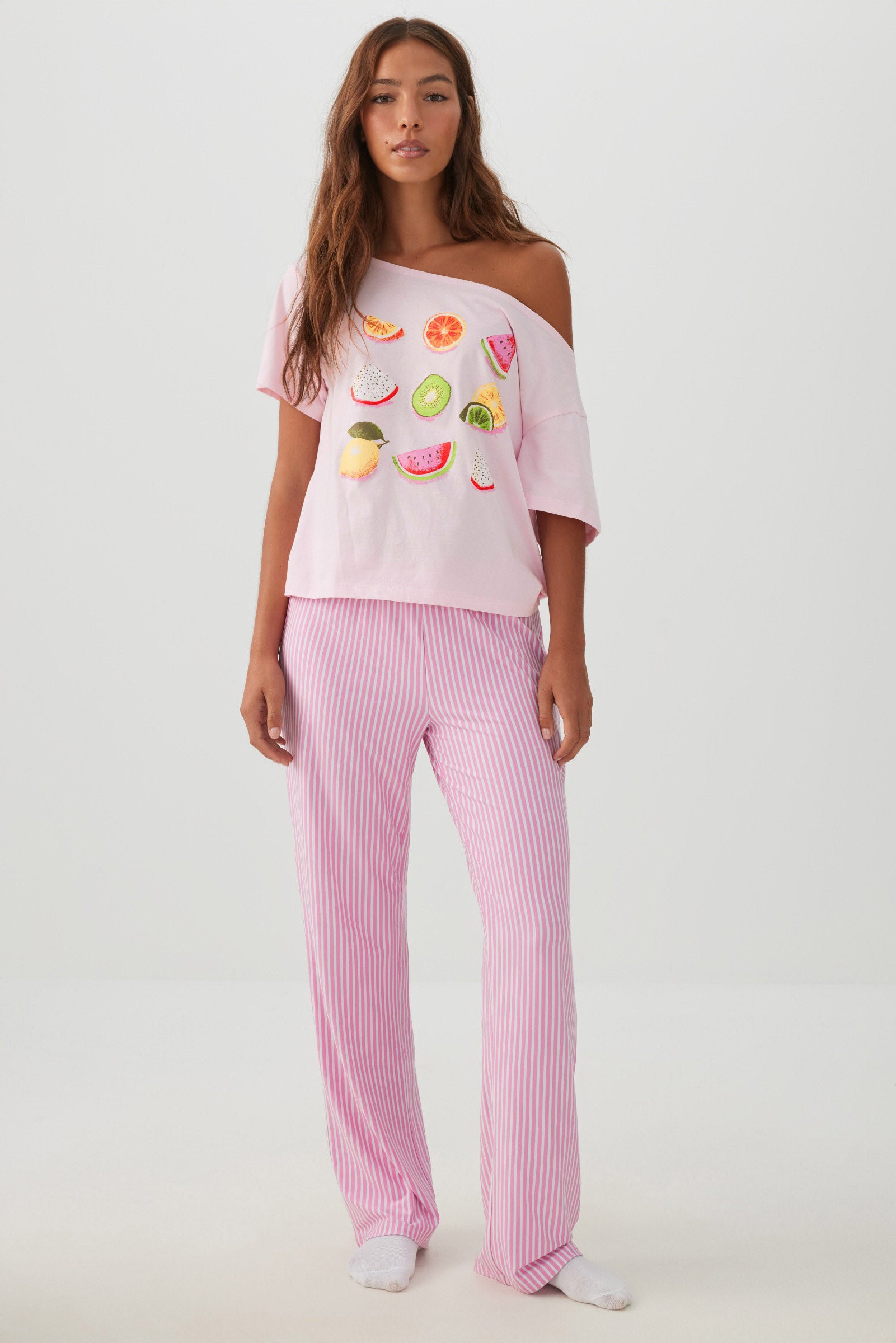 Oversized Off Shoulder PJ T-Shirt – Ardene