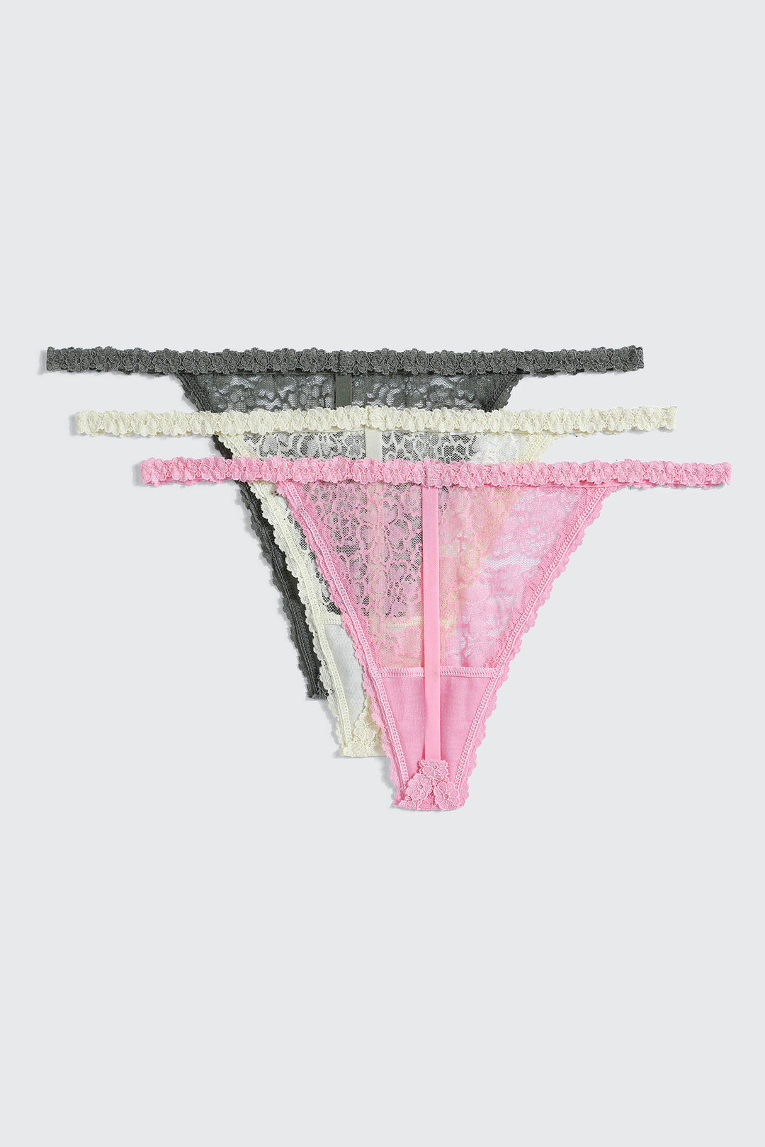 Lot de 3 culottes string en dentelle