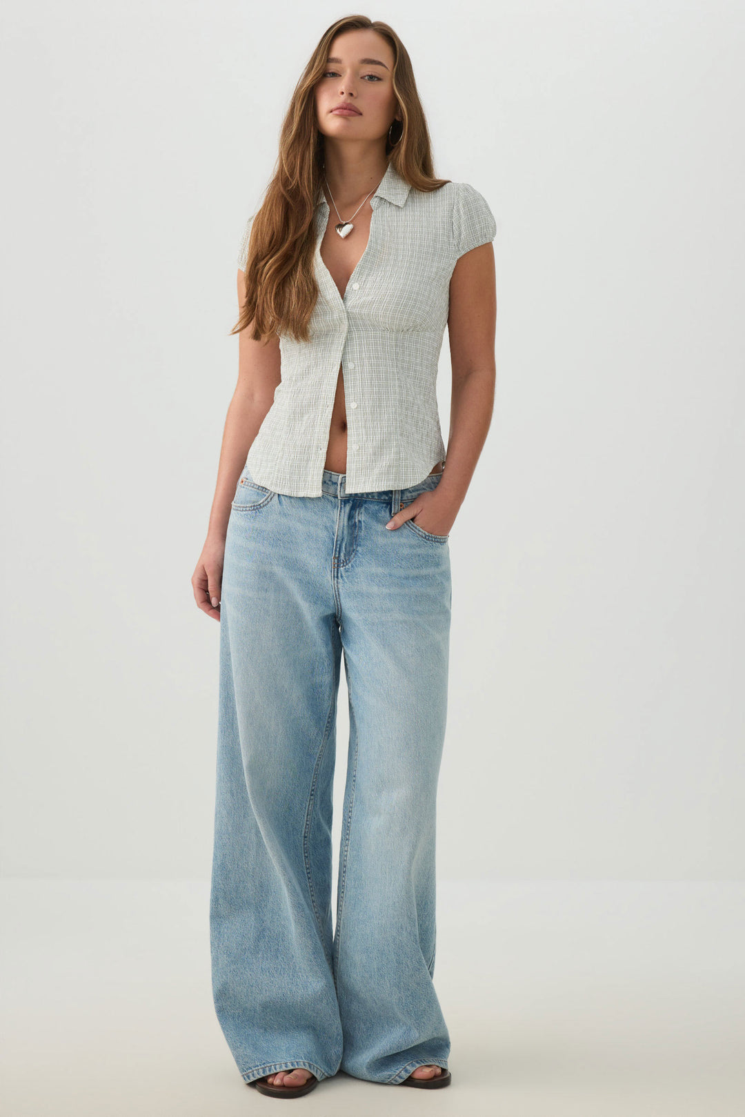 Short Sleeve Fitted Blouse