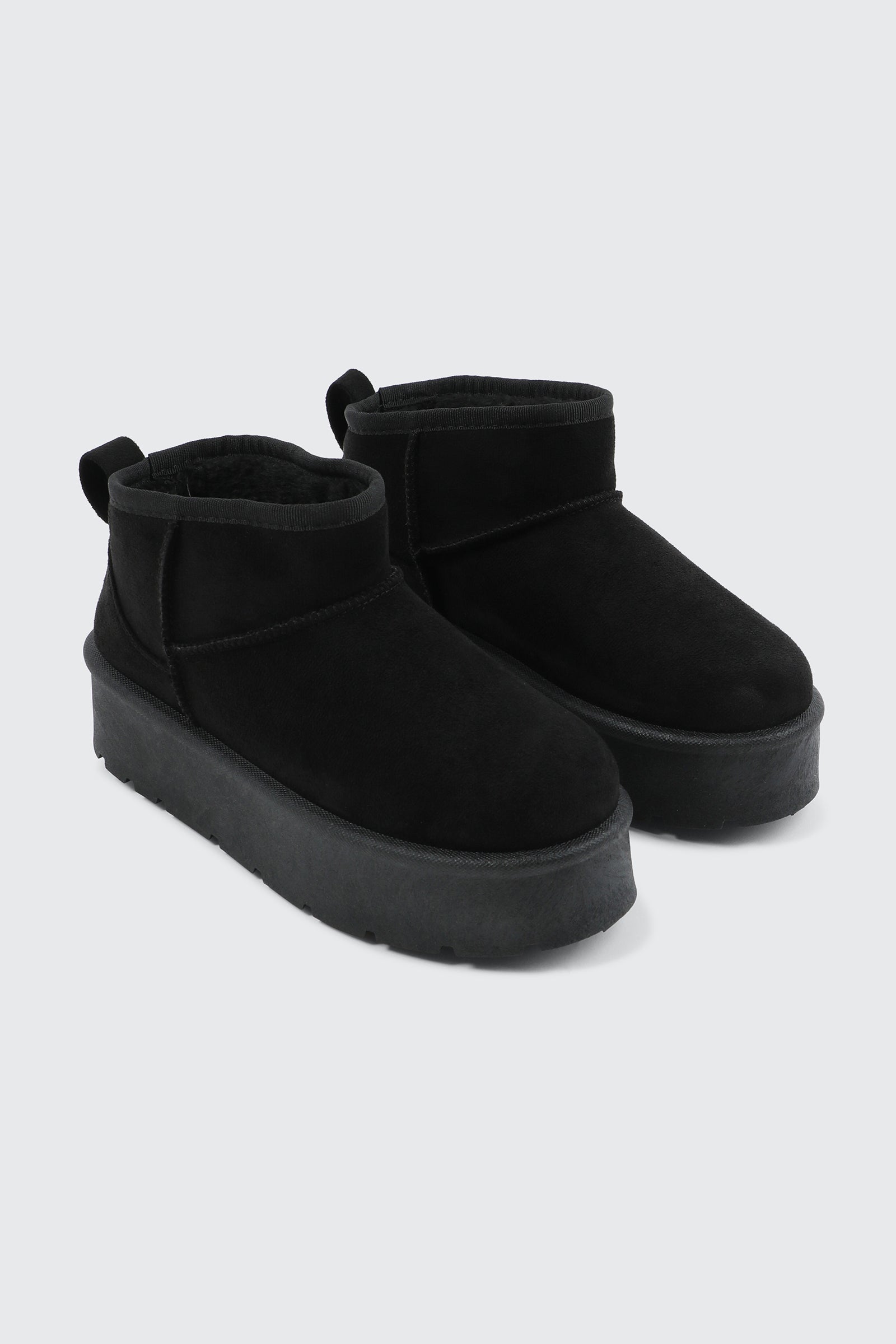 Mini Faux Sheepskin Platform Boots – Ardene