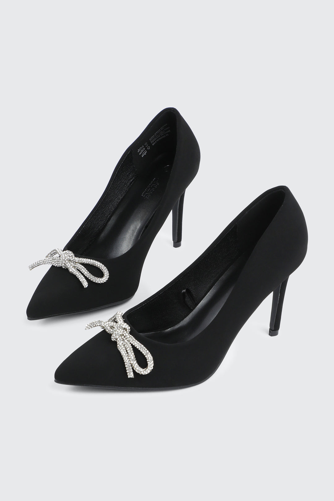 Escarpins à boucle en pierres du Rhin