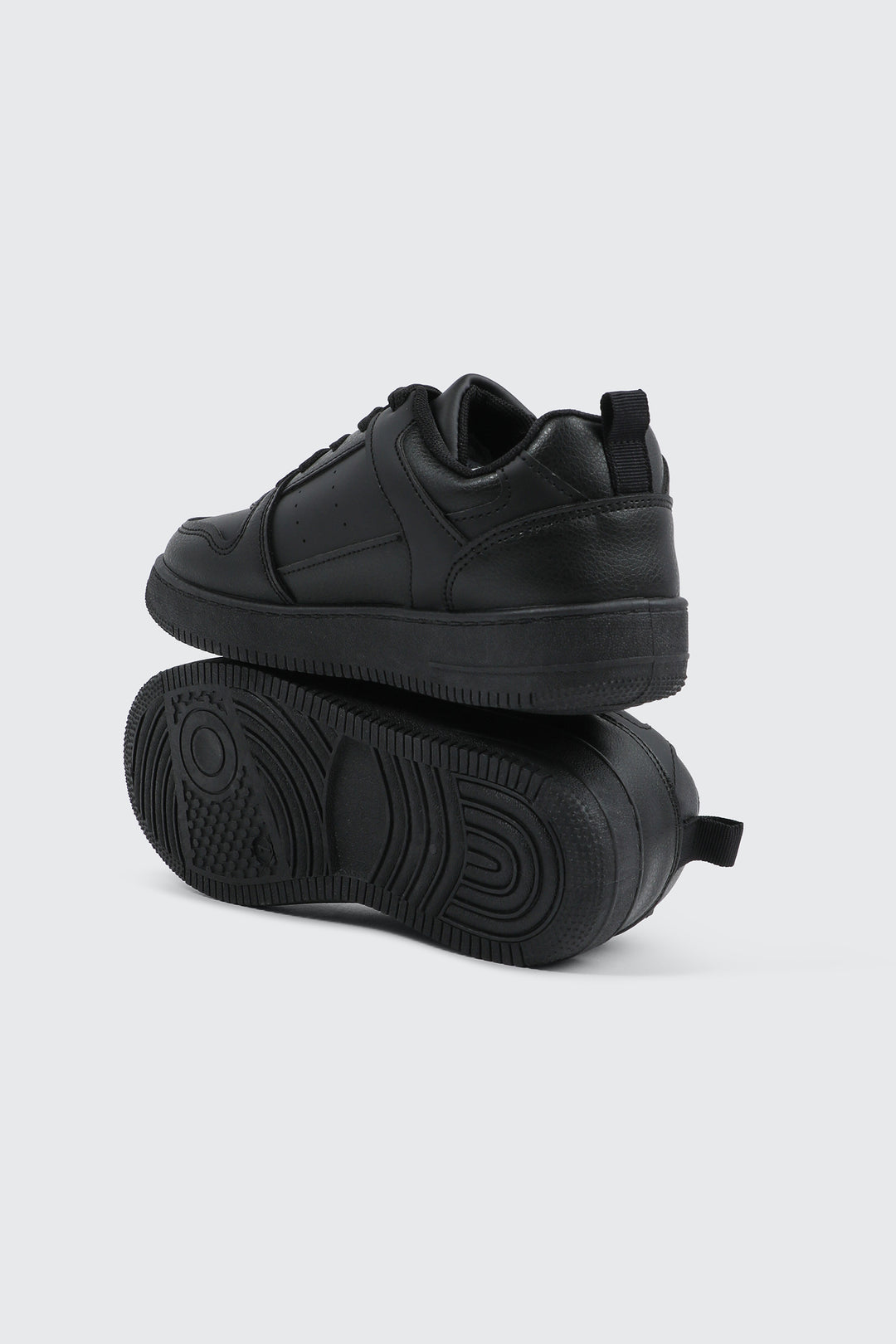 Espadrilles basketball à détail de breloque