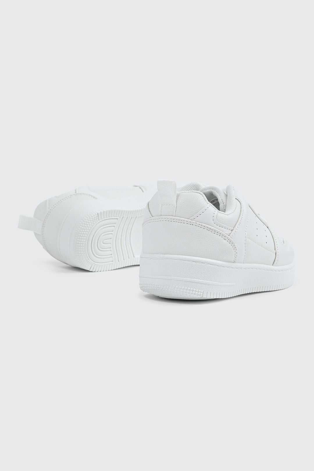 Espadrilles basketball à détail de breloque