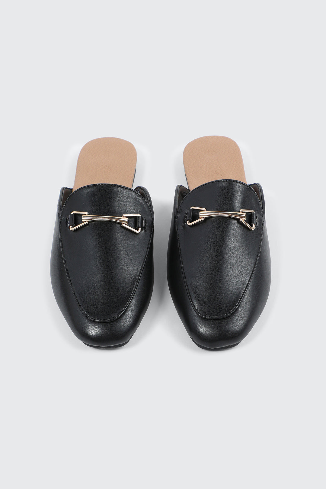 Round Toe Mules with Metal Ornament