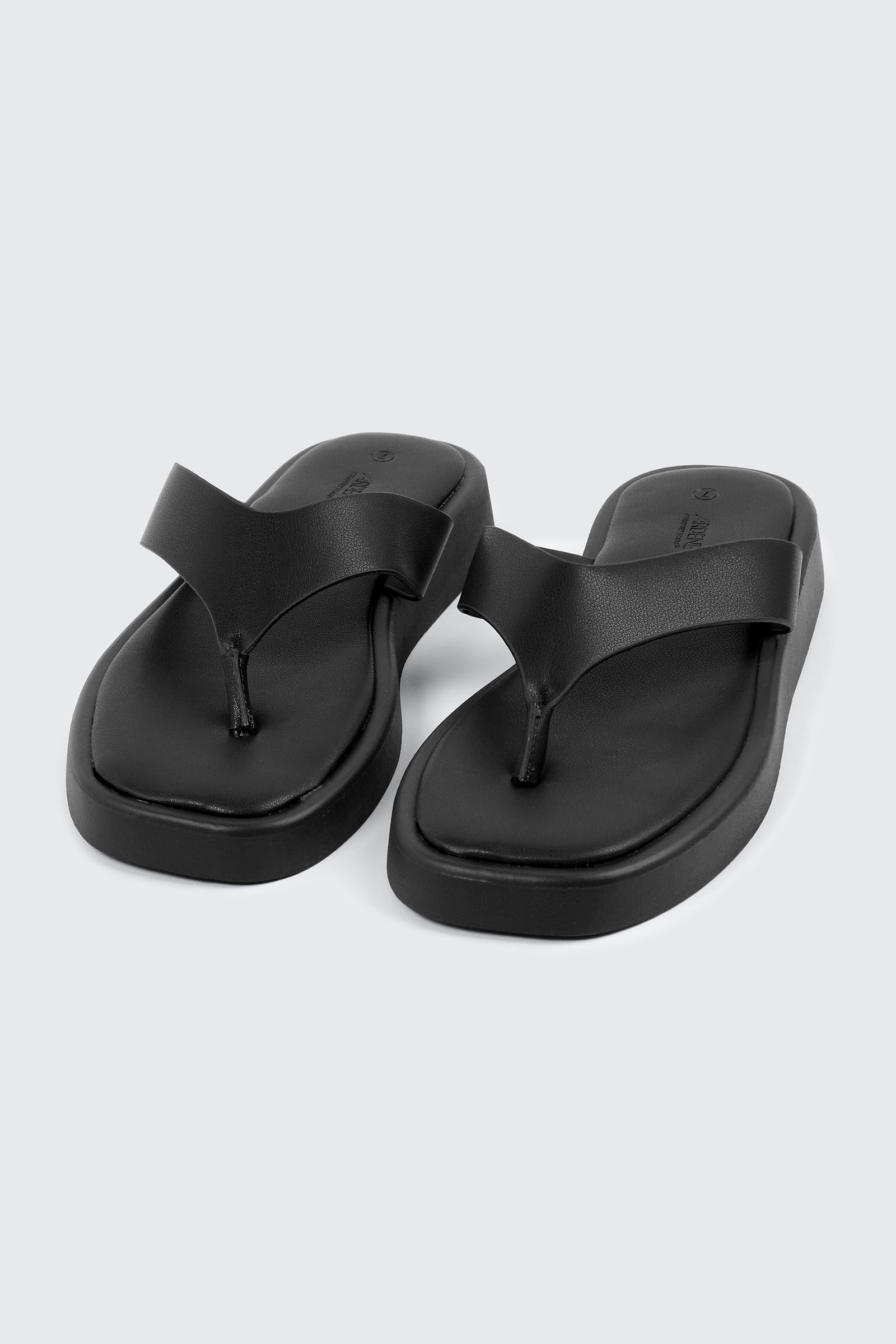 Square Toe Platform Flip Flops – Ardene