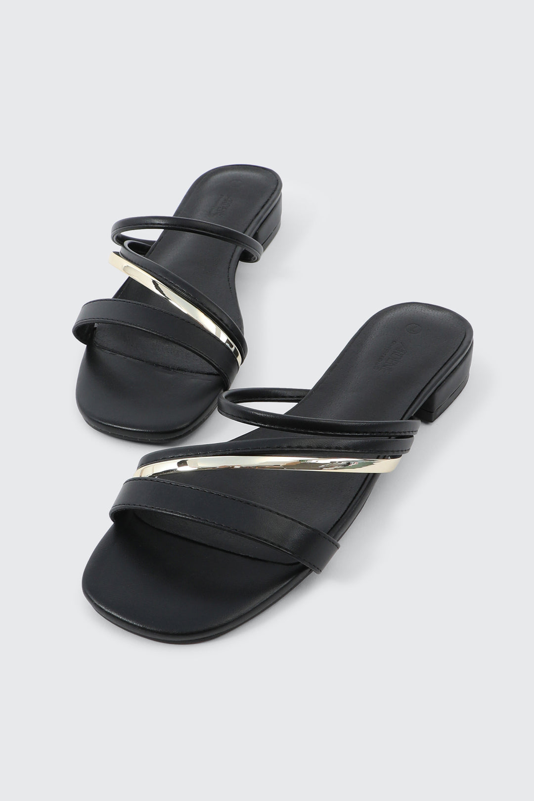 Low Heel Strappy Sandals