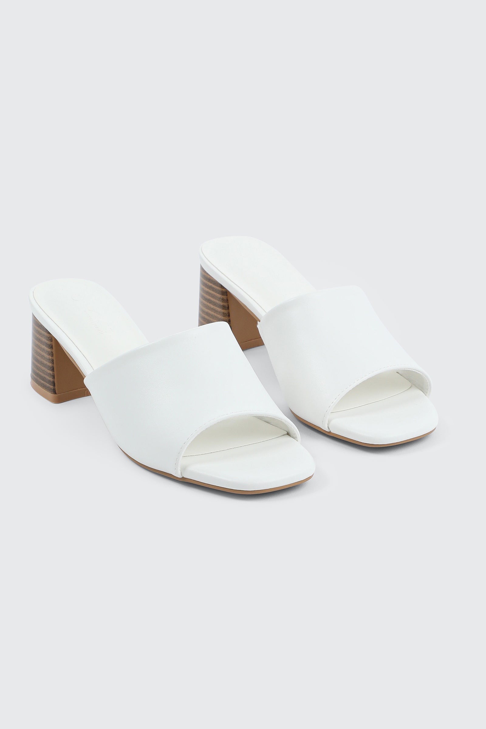Soft Square Toe Mule – Ardene