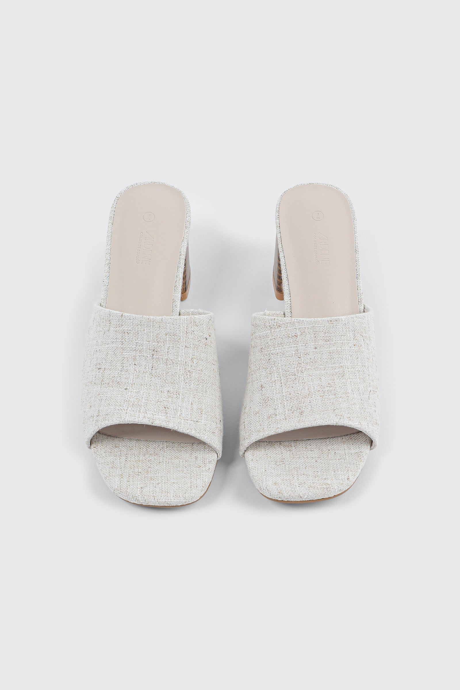 靴 PELLCO wide square mule Soft Square Toe Mule – Ardene