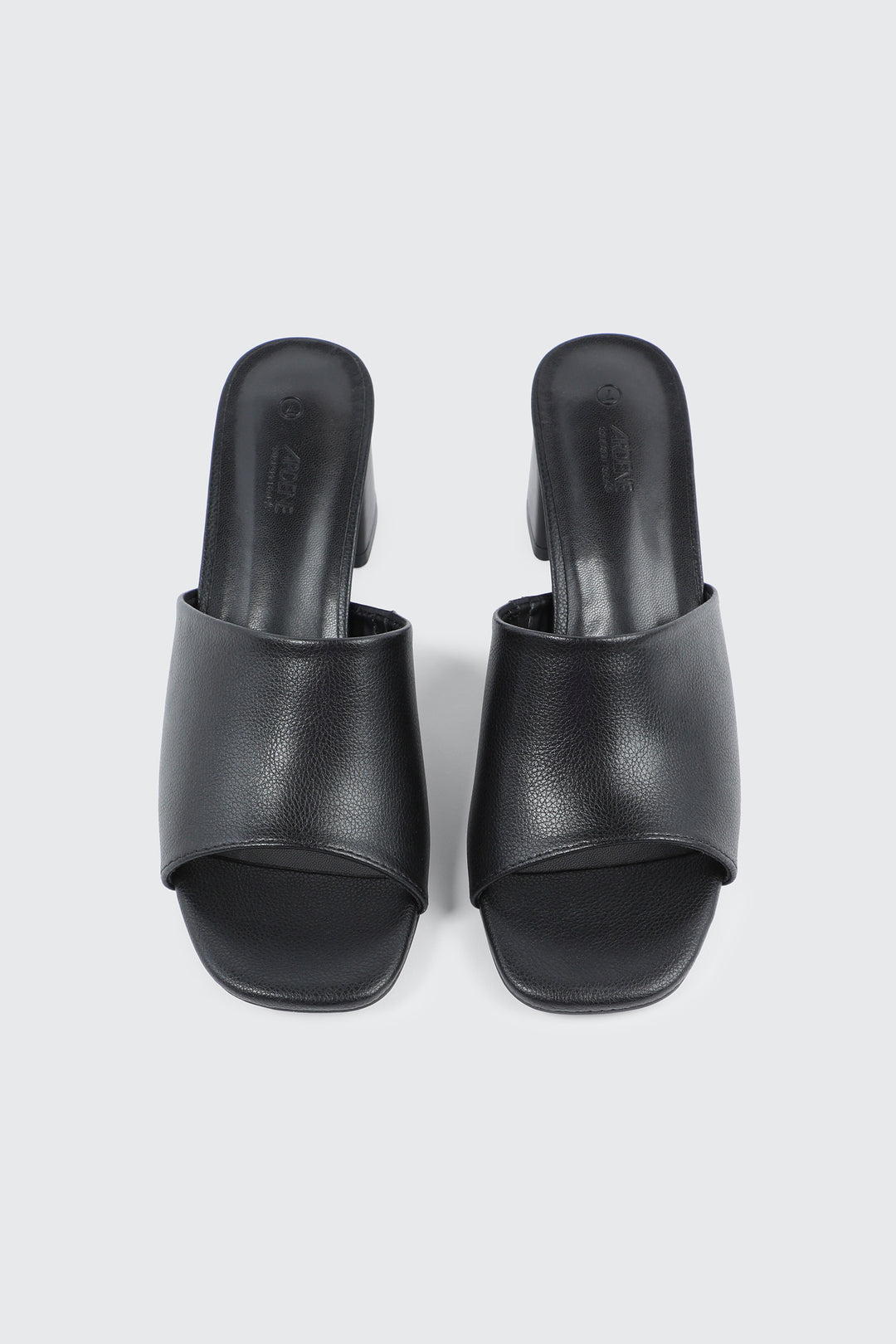 Mules à bout carré