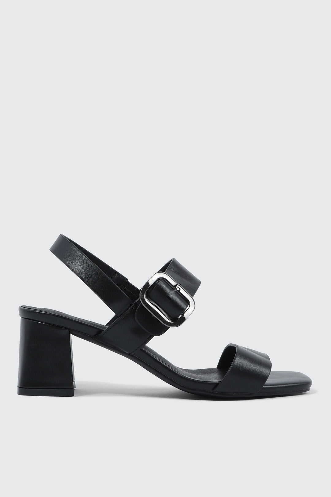 Sandales à talon bloc et sangle sur boucle