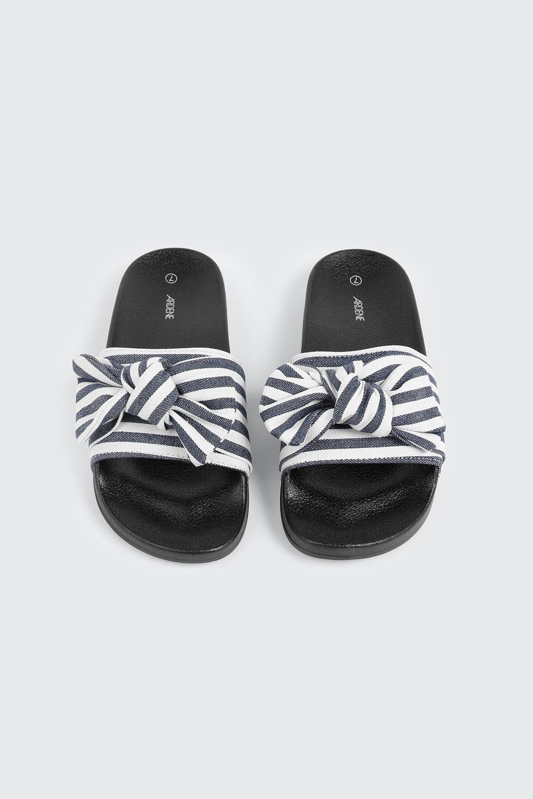 Bow Pool Slides