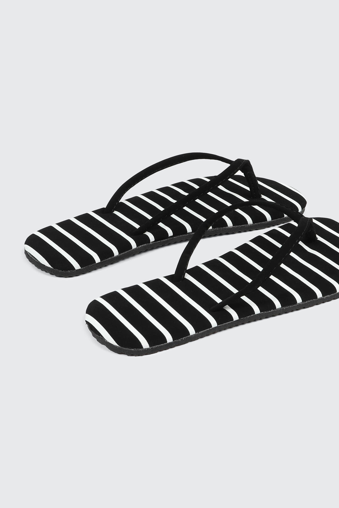 Round Toe Flip Flops