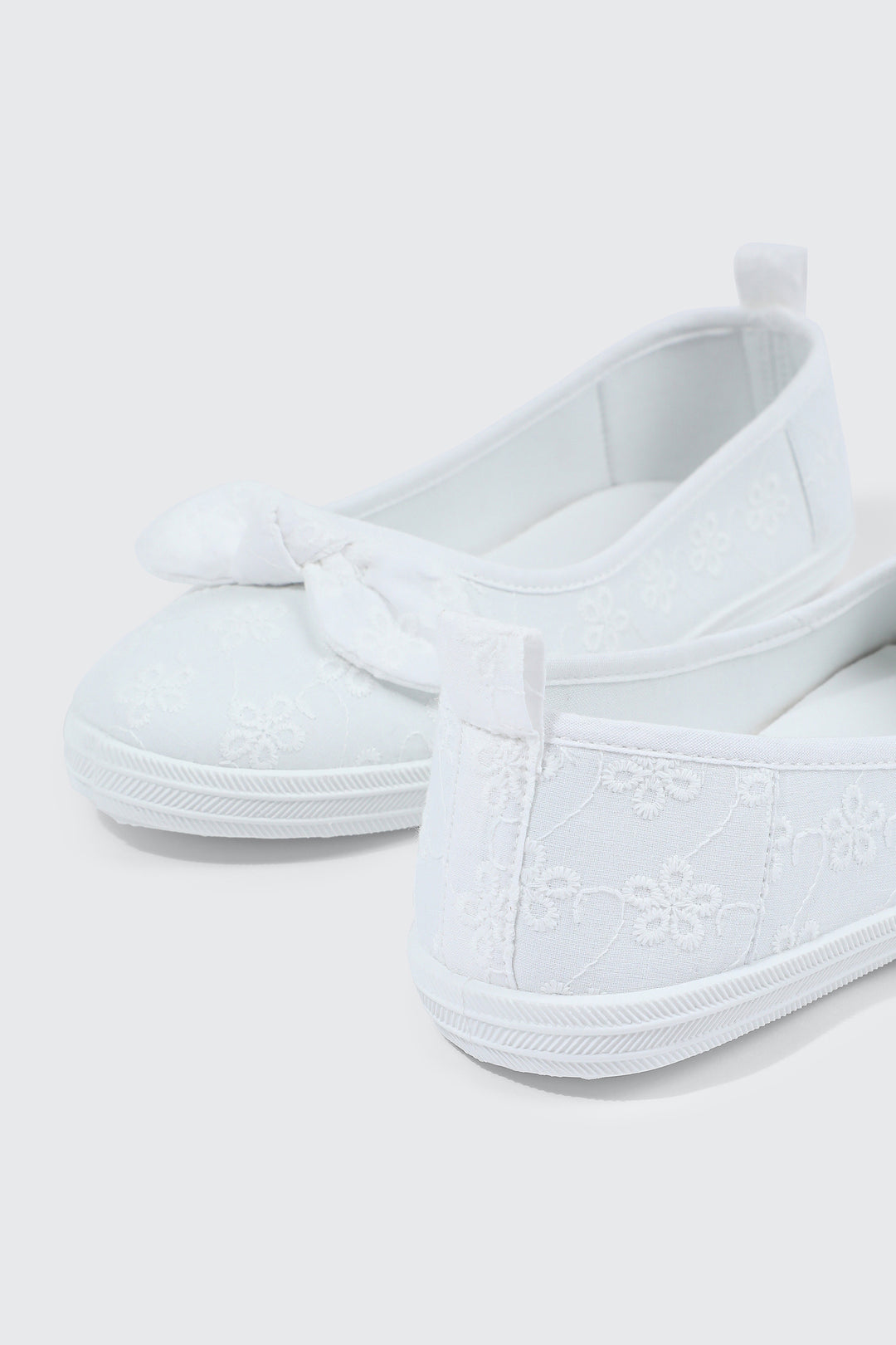 Slip On Sneakers with Bow