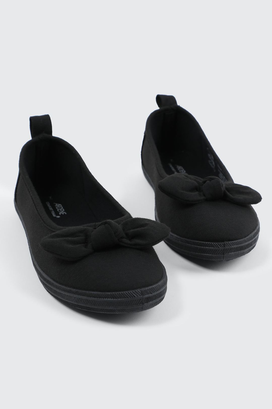 Slip On Sneakers with Bow